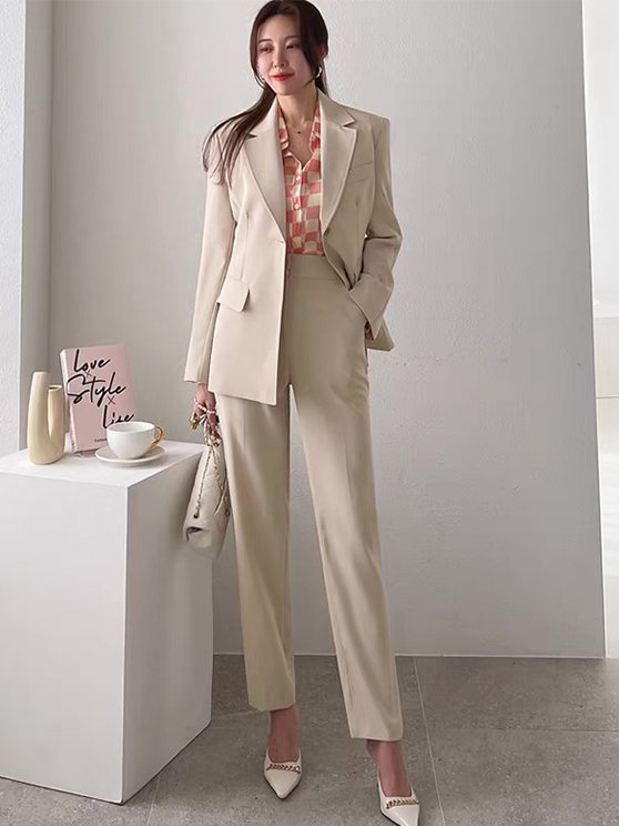 Kerry Blazer and Bottom Set