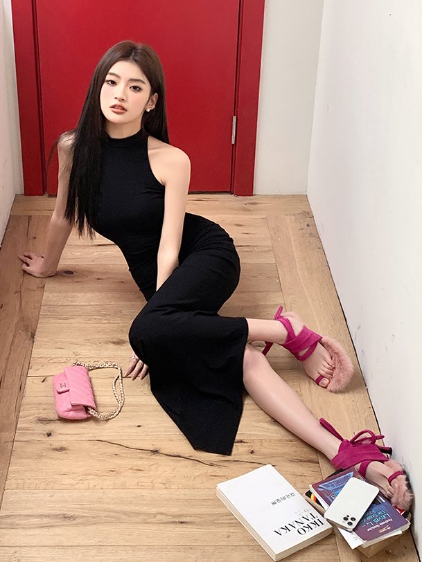 Deann Black Dress
