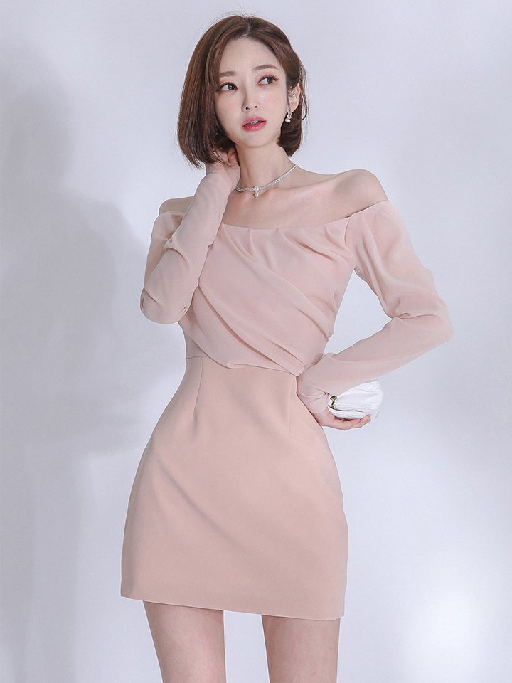 Kyle Offshoulder Dress