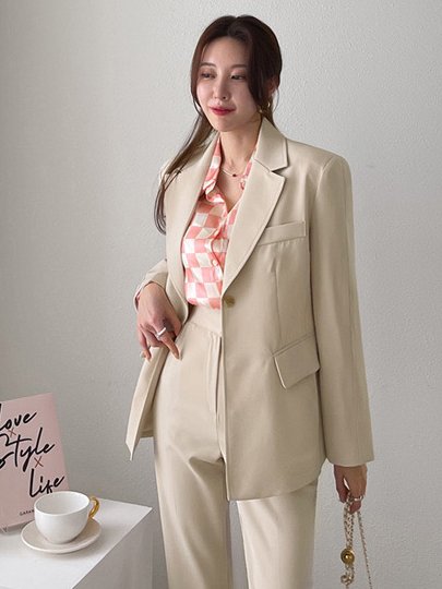 Kerry Blazer and Bottom Set