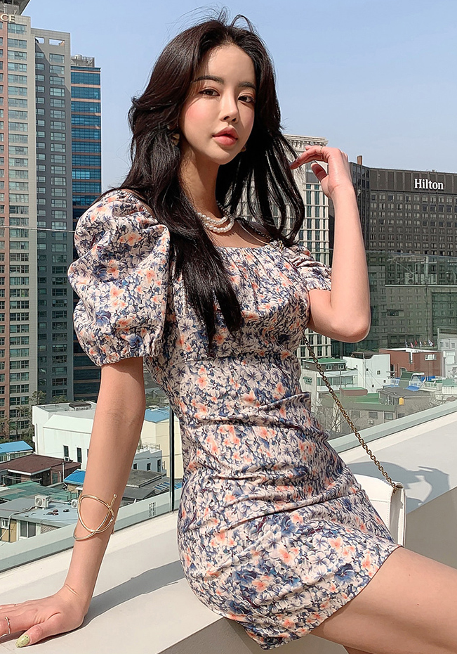Iventis Dress