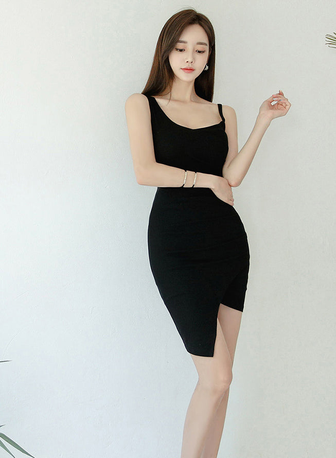 Merinda Black Dress