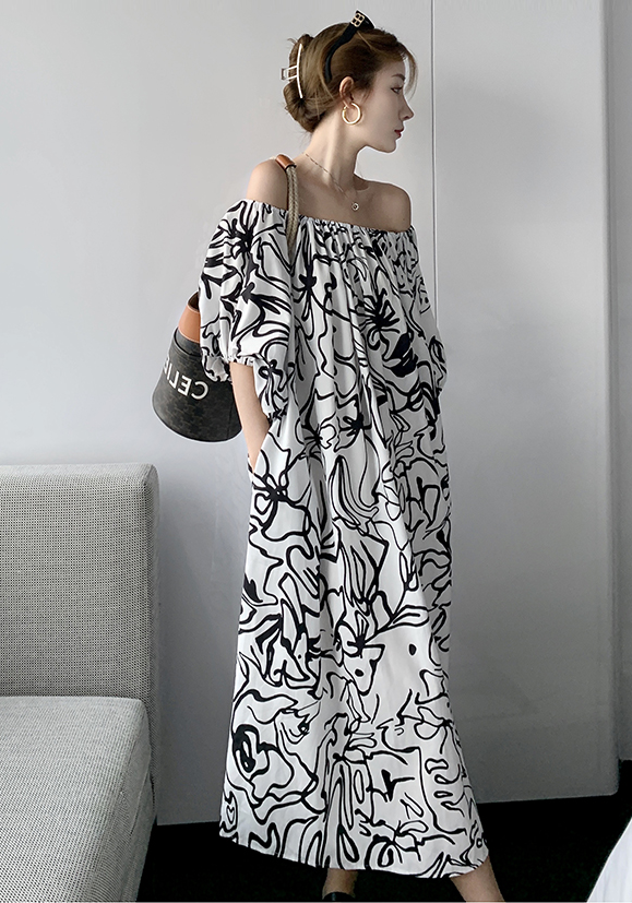 Lorone Offshoulder Dress