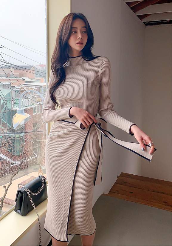 Nervia Knit Dress