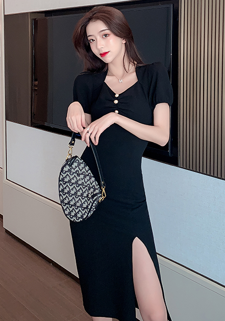 Reges Black Dress