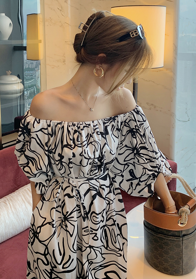 Lorone Offshoulder Dress