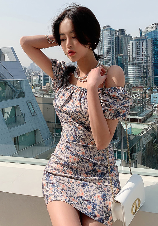 Iventis Dress