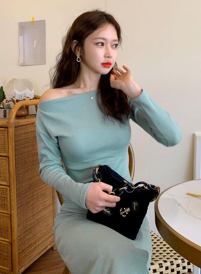 Phealis Dress - One Chic Store