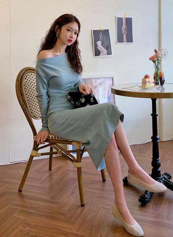Phealis Dress - One Chic Store